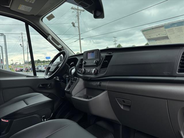 Photo of 2025 Oxford White Clearcoat Ford Transit-250