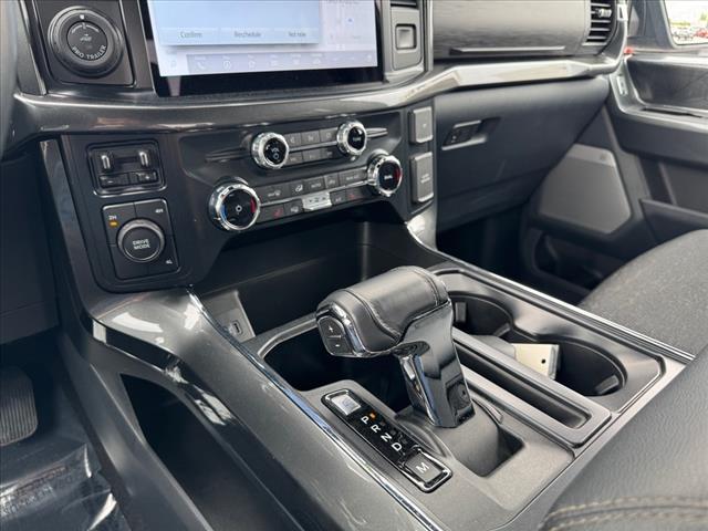 Photo of 2022 Black Metallic Ford F-150