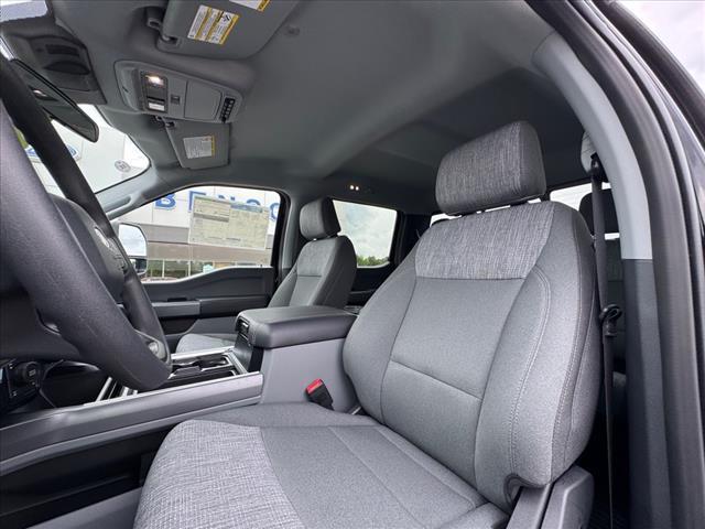 Photo of 2025 Agate Black Ford F-350