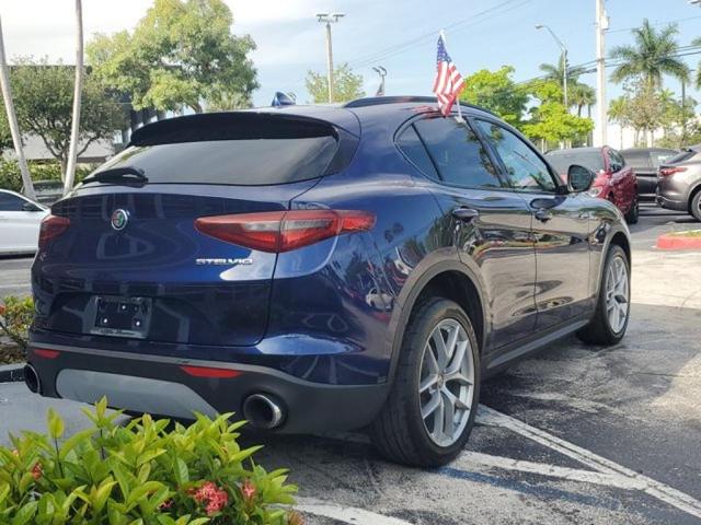 Photo of 2018 Misano Blue Metallic Alfa Romeo Stelvio