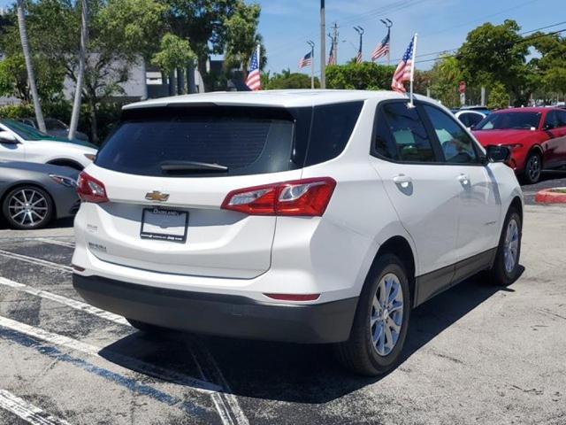 Photo of 2020 White Chevrolet Equinox