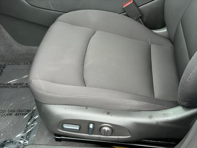 Photo of 2024 Lakeshore Blue Metallic Chevrolet Malibu