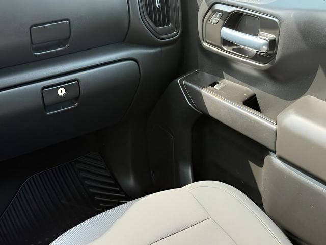 Photo of 2021 Northsky Blue Metallic Chevrolet Silverado 1500