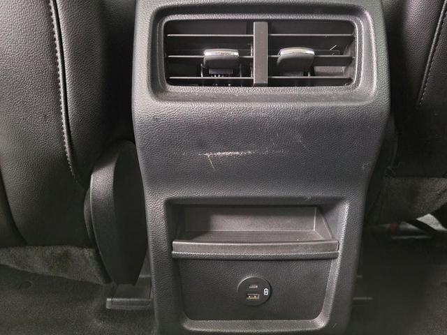 Photo of 2022 CARBONIZED GRAY Ford Edge