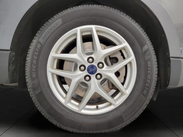 Photo of 2022 CARBONIZED GRAY Ford Edge