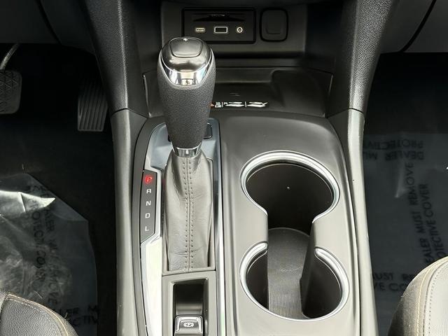 Photo of 2021 Summit White Chevrolet Equinox