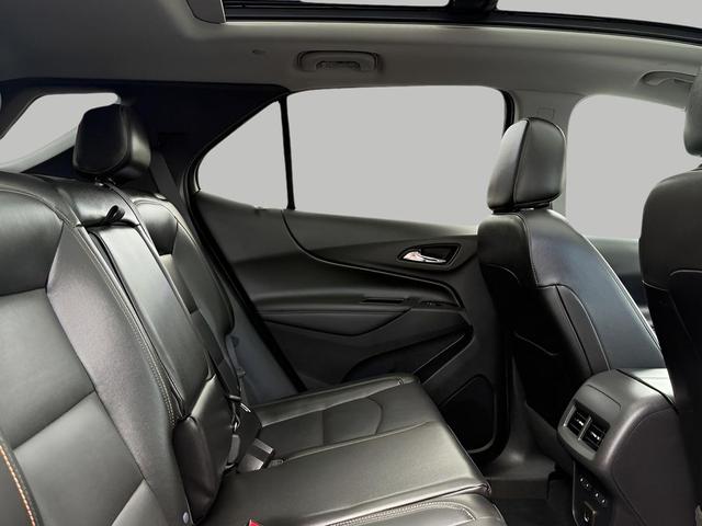 Photo of 2021 Summit White Chevrolet Equinox