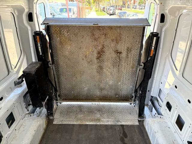 Photo of 2021 White Ford Transit-250