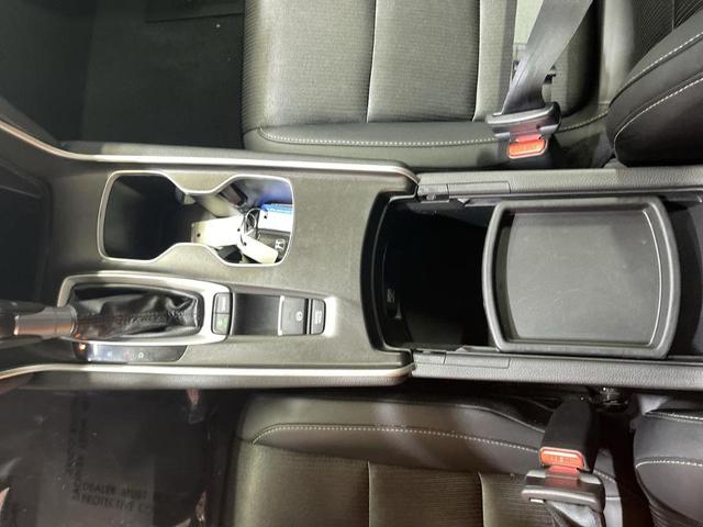Photo of 2019 Crystal Black Pearl Honda Accord