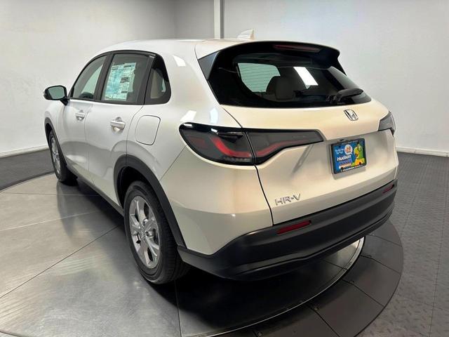 Photo of 2026 White Honda HR-V
