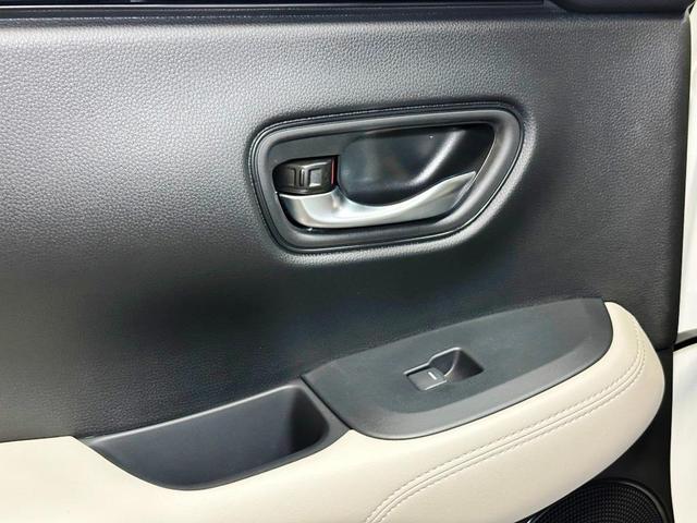 Photo of 2026 White Honda HR-V