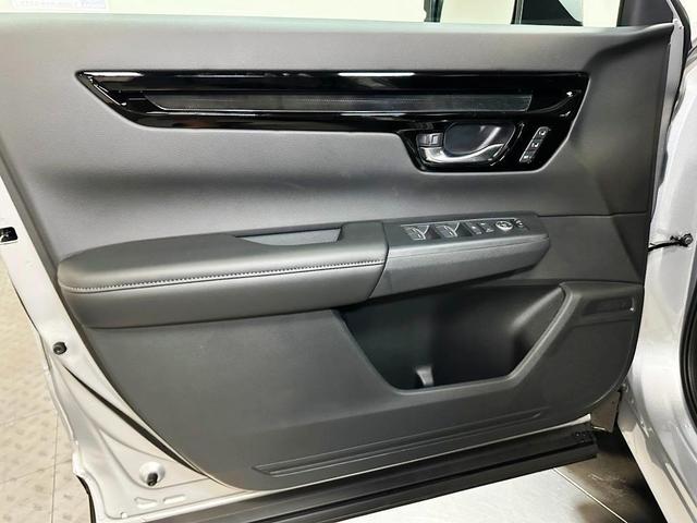 Photo of 2026 Silver Honda CR-V