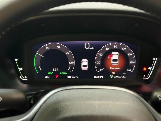 Photo of 2025 Platinum White Pearl Honda Accord Hybrid