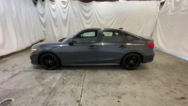 Photo of 2022 Meteorite Gray Metallic Honda Civic