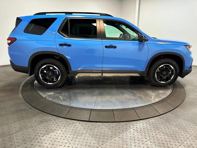 Photo of 2025 Sky Honda Pilot