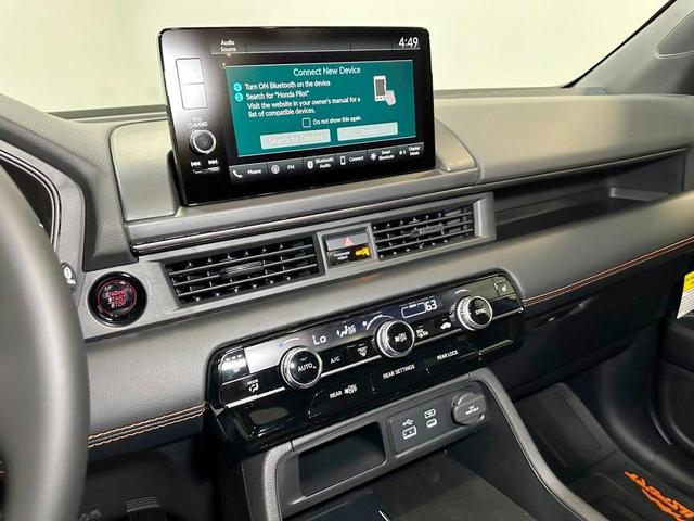 Photo of 2025 Sky Honda Pilot