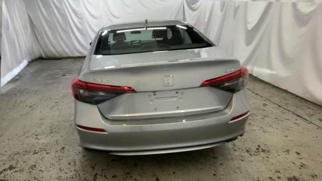 Photo of 2023 Lunar Silver Metallic Honda Civic