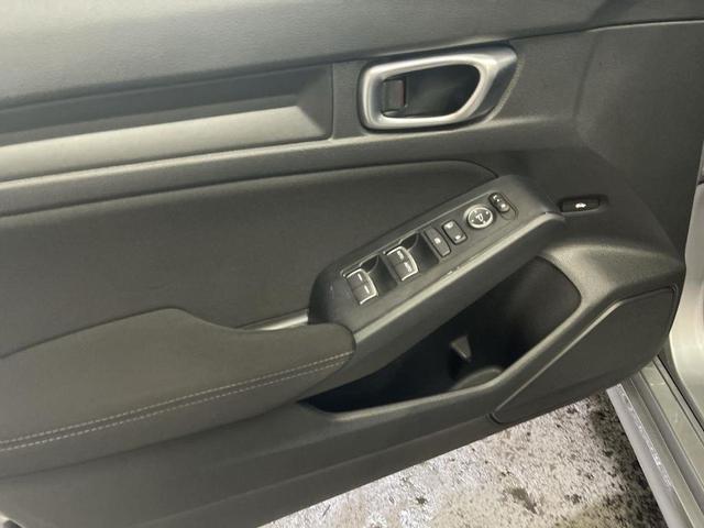 Photo of 2023 Lunar Silver Metallic Honda Civic