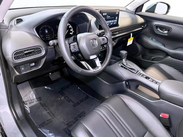 Photo of 2026 Urban Gray Honda HR-V