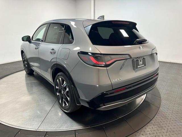 Photo of 2026 Urban Gray Honda HR-V