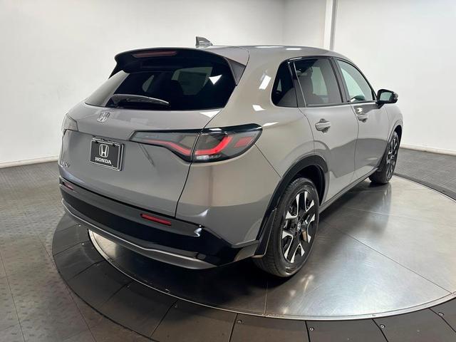 Photo of 2026 Urban Gray Honda HR-V