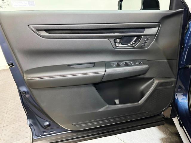 Photo of 2026 Blue Honda CR-V Hybrid