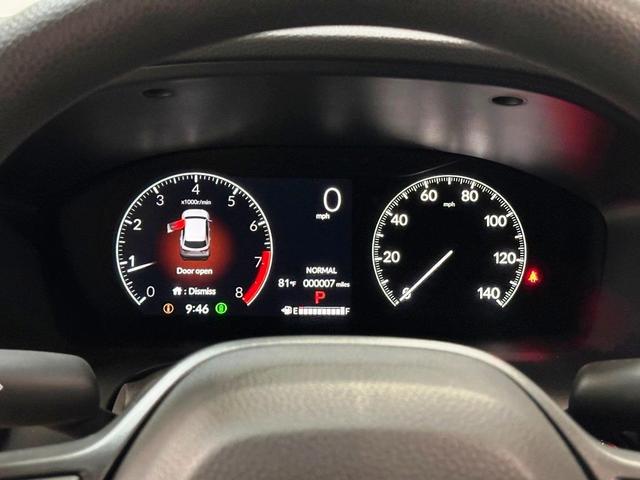 Photo of 2026 Platinum White Pearl Honda HR-V