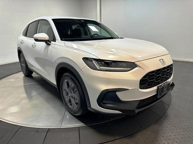 Photo of 2026 White Honda HR-V