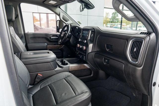 Photo of 2022 White GMC Sierra 3500