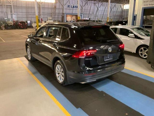 Photo of 2020 Deep Black Volkswagen Tiguan