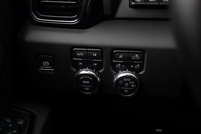 Photo of 2024 Onyx Black GMC Sierra 3500