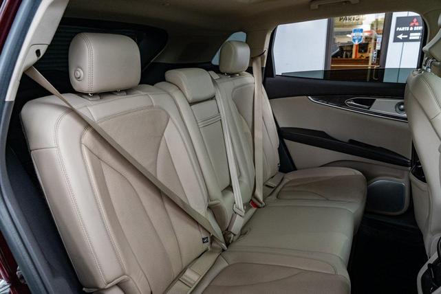 Photo of 2019 Burgundy Velvet Metallic Tinted Clearcoat Lincoln Nautilus