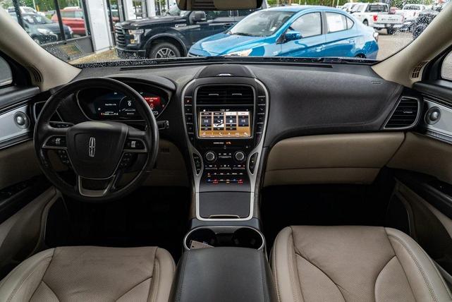 Photo of 2019 Burgundy Velvet Metallic Tinted Clearcoat Lincoln Nautilus