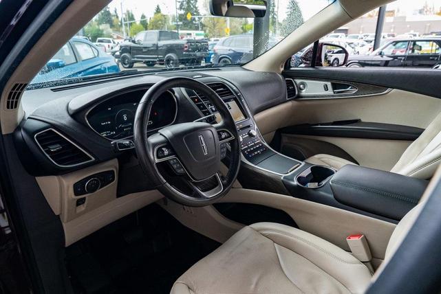 Photo of 2019 Burgundy Velvet Metallic Tinted Clearcoat Lincoln Nautilus