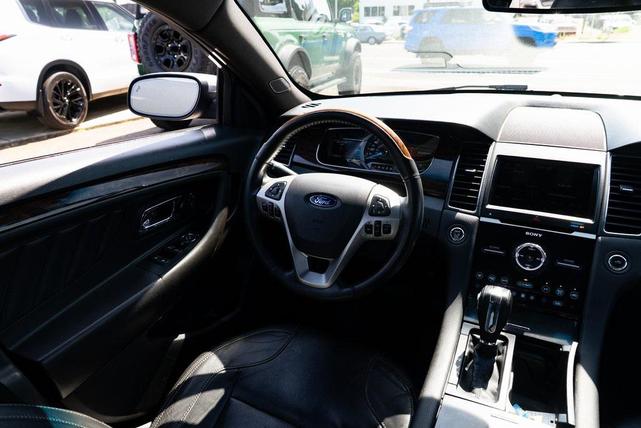 Photo of 2018 Magnetic Ford Taurus