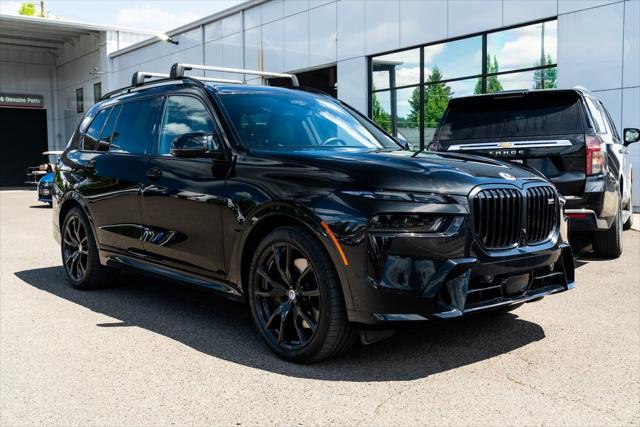 2023 BMW X7