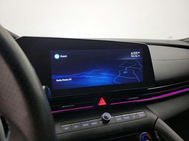 Photo of 2022 Blue Hyundai ELANTRA