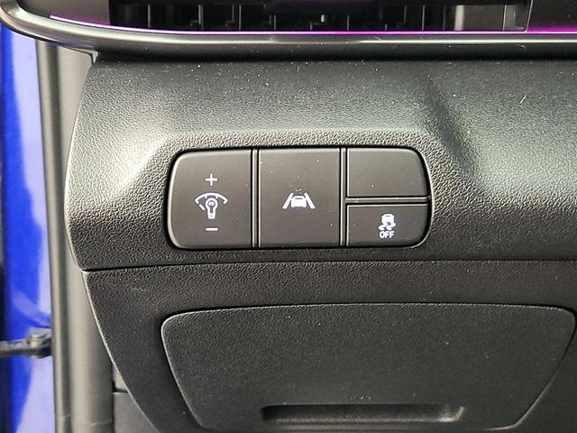 Photo of 2022 Blue Hyundai ELANTRA