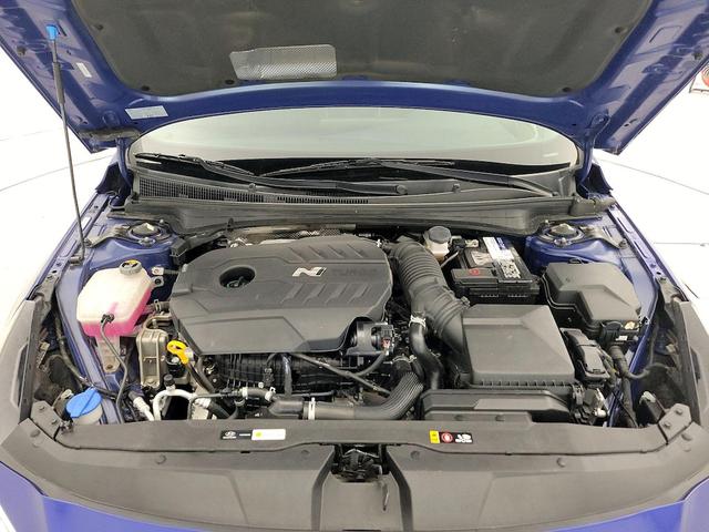 Photo of 2022 Blue Hyundai ELANTRA