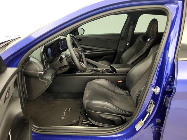 Photo of 2022 Blue Hyundai ELANTRA