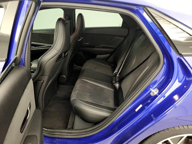 Photo of 2022 Blue Hyundai ELANTRA