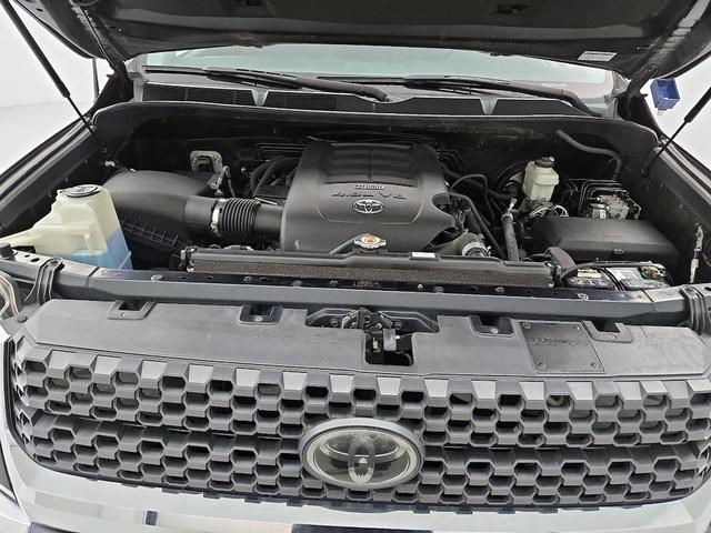 Photo of 2018 Black Toyota Tundra