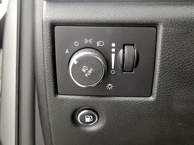 Photo of 2015 Silver Jeep Grand Cherokee