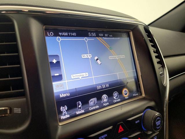 Photo of 2015 Silver Jeep Grand Cherokee