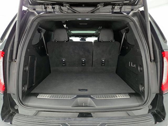 Photo of 2023 Black GMC Yukon XL