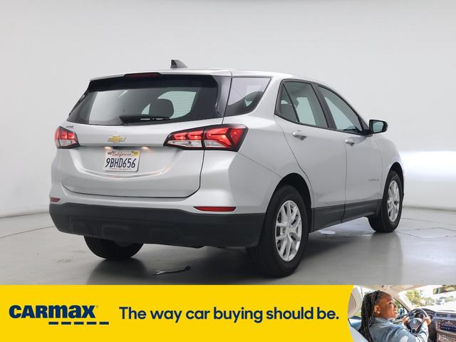Photo of 2022 Silver Chevrolet Equinox