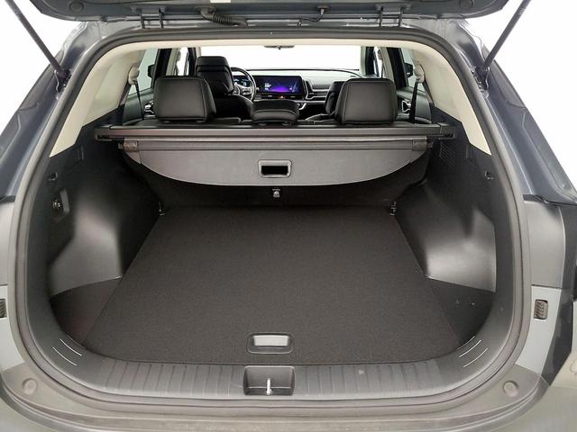 Photo of 2023 Gray Kia Sportage Hybrid
