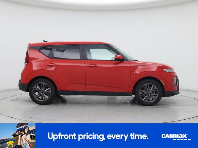 Photo of 2021 Red Kia Soul