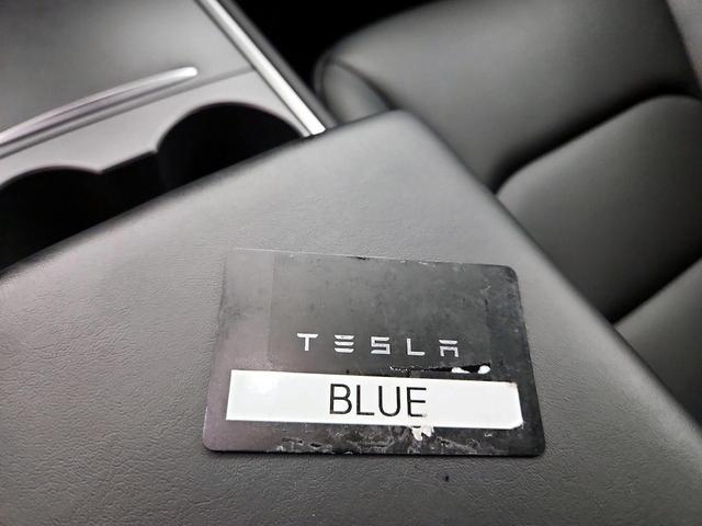 Photo of 2022 Blue Tesla Model Y