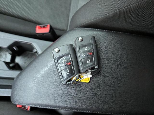 Photo of 2019 Black Volkswagen Jetta